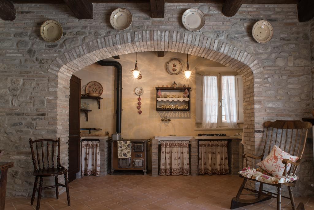 Poggio BerniIl Poggianino住宿加早餐旅馆 外观 照片
